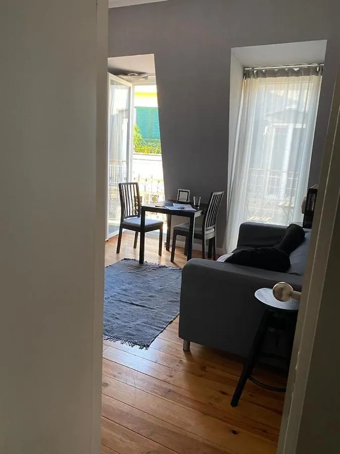 The George Flat Apartment Lisbon Portugal